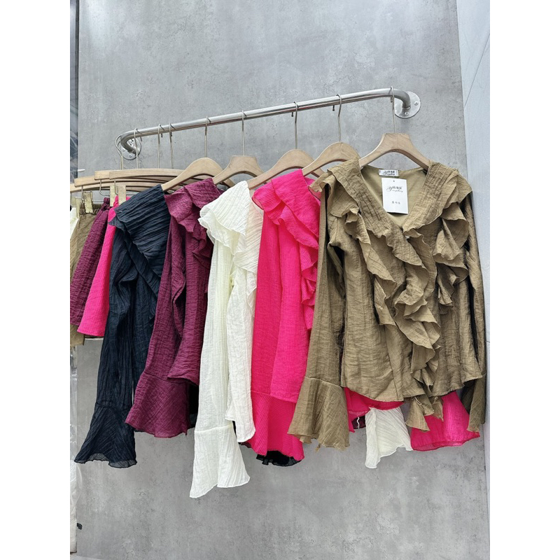 SET ÁO SƠ MI BÈO KHUY KÈM CHÂN VÁY TƠ NHĂN HOT TREND loại 1