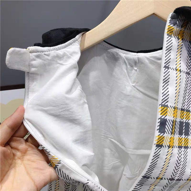 Set bé trai bé gái kẻ phong cách Hàn quốc 2023