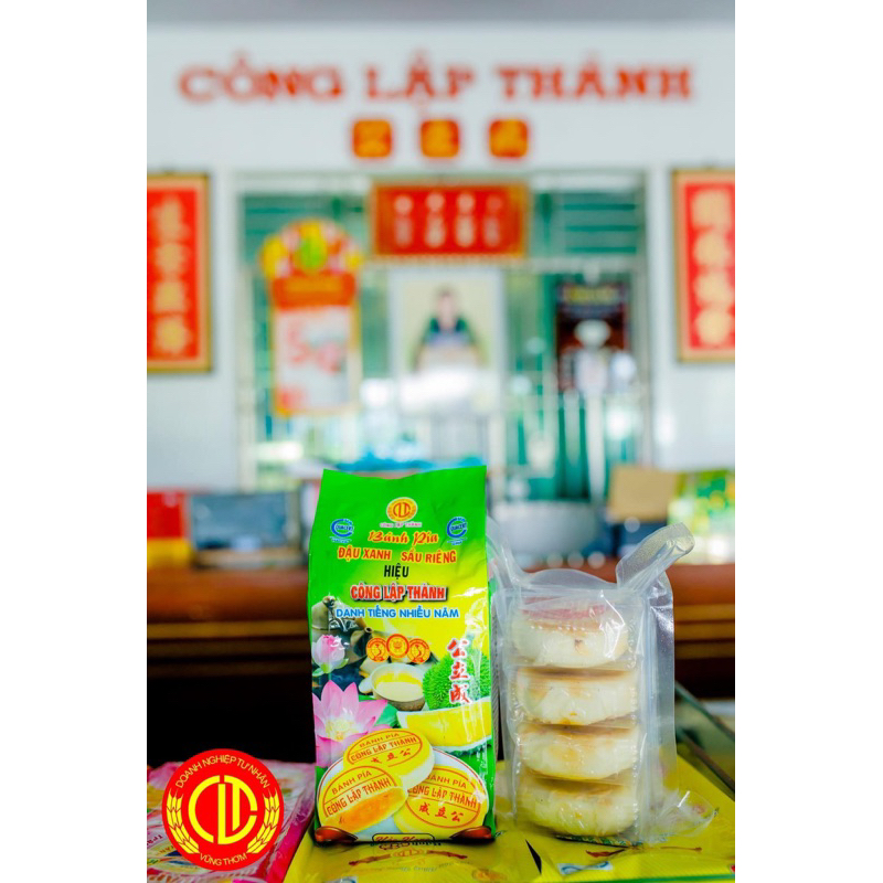 Bánh pía đậu xanh sầu riêng