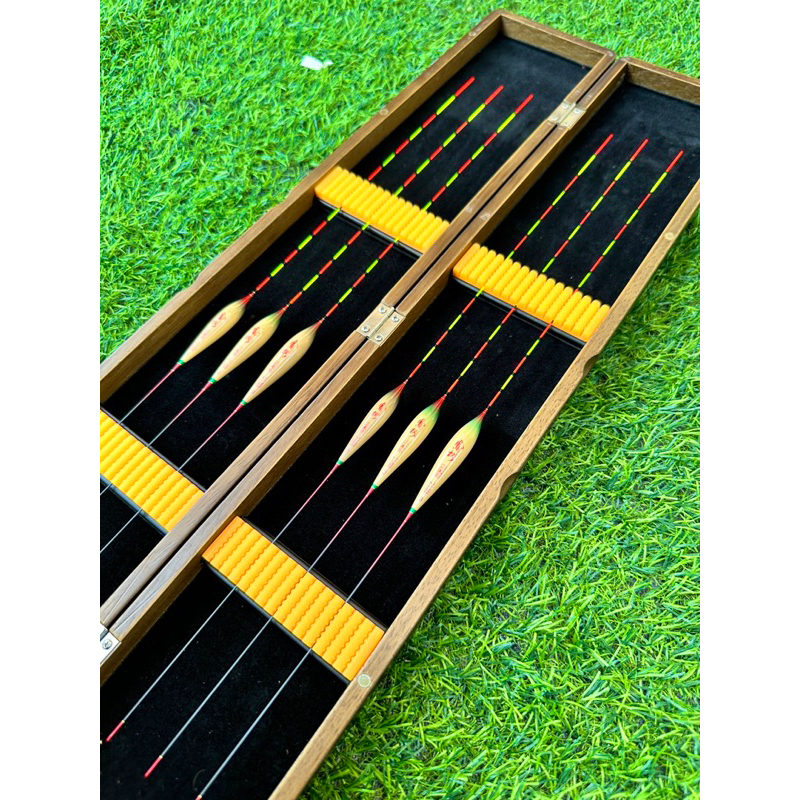 Phao cỏ Phong Quyền