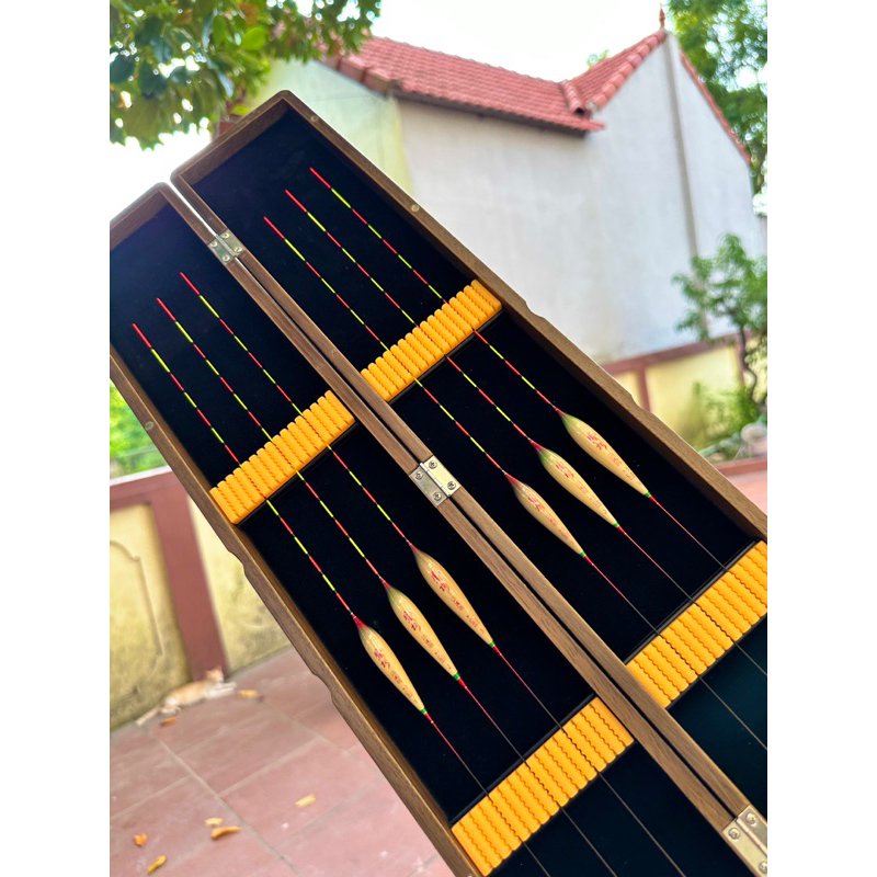 Phao cỏ Phong Quyền