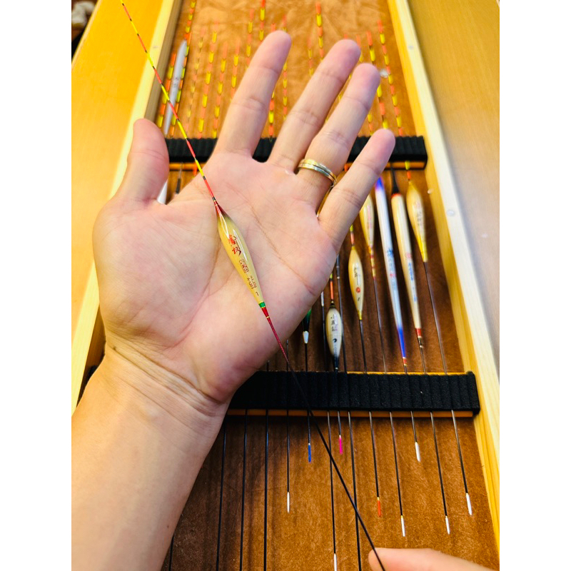 Phao cỏ Phong Quyền