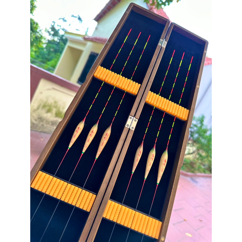 Phao cỏ Phong Quyền