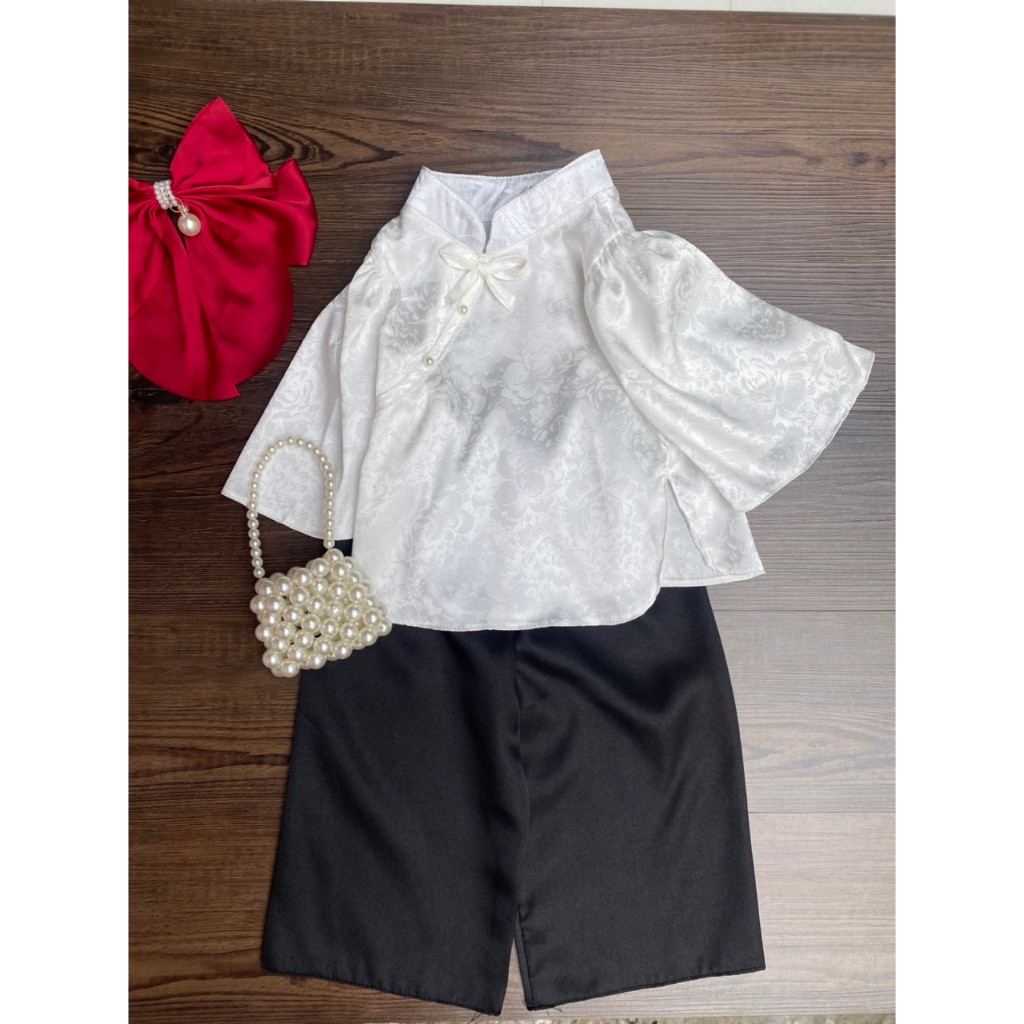 Áo bà ba bé gái trắng đen vải gấm 6-20kg