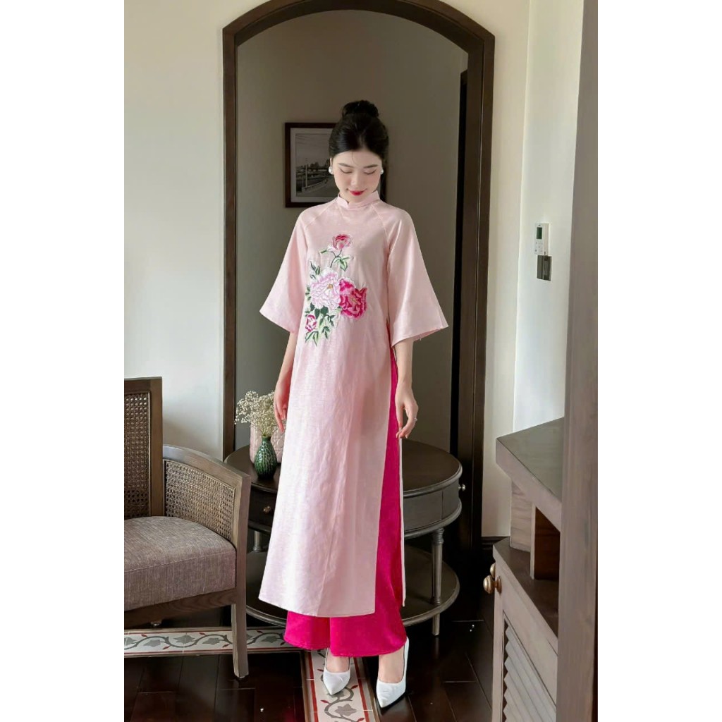 Áo dài cách tân dáng suông chất vải linen cao cấp thêu họa tiết tỉ mỉ
