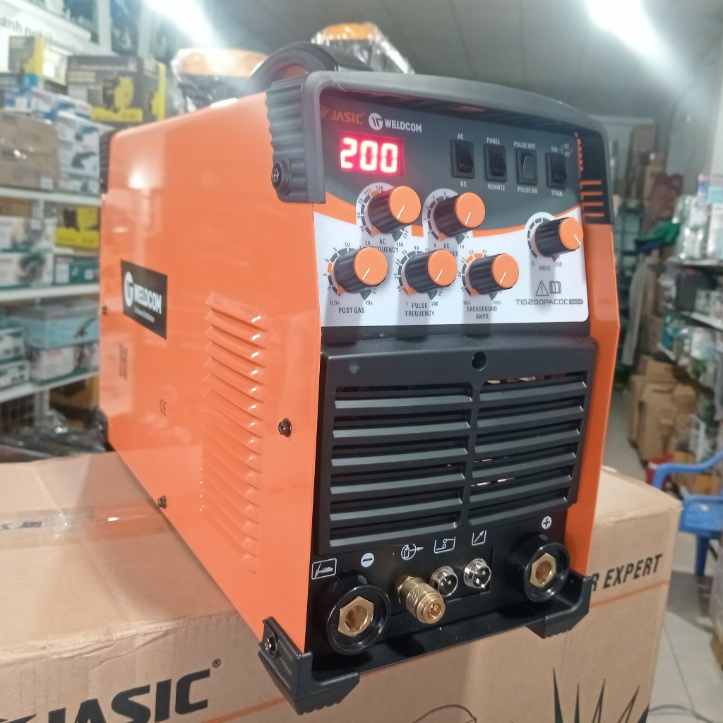 Máy hàn TIG JASIC - 200P/ACDC  cam kết máy chính hãng 100% WELDCOM phân phối và bảo hành 18 tháng