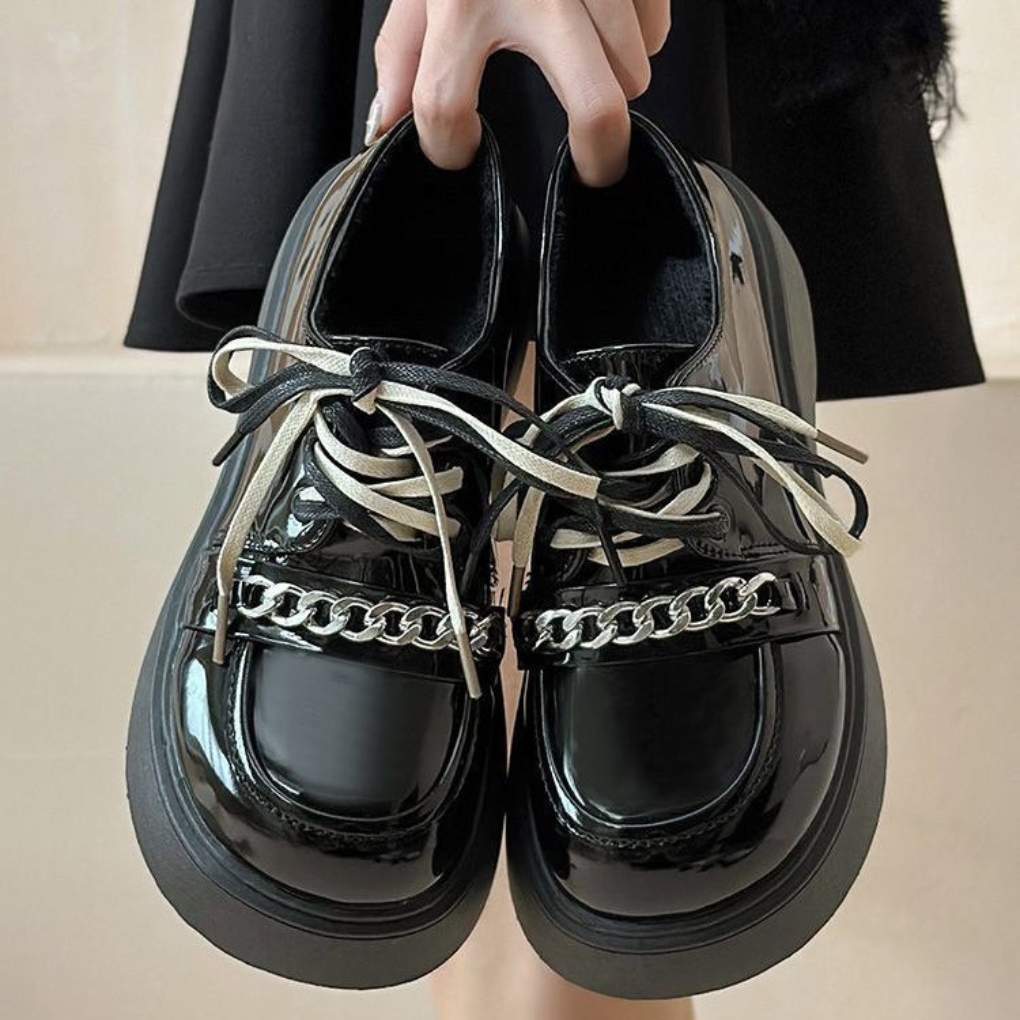 Giày oxford nữ đế cao 5cm bản đẹp da mềm phối xích, giày da nữ phong cách hiện đại trendy DOZIMAX