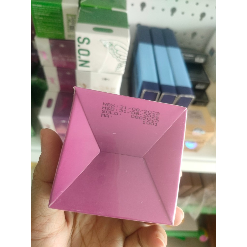 Kem Dưỡng Trắng Da Mờ Nám Tàn Nhang SON - Hộp Màu Tím 10g