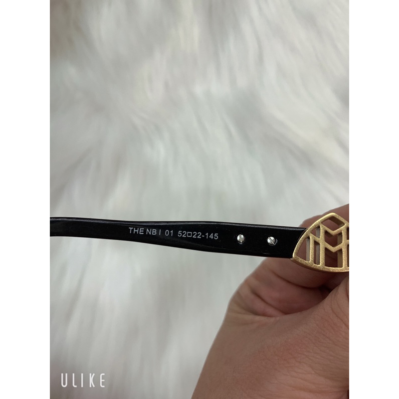 Kính si siêu phẩm