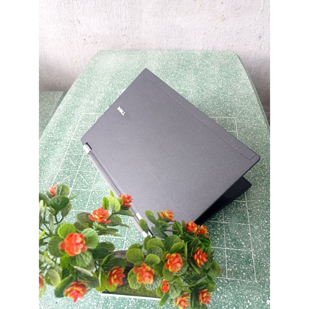Laptop cũ giá rẻ chip core i3 i5 i7 ram 8gb ssd 240 học tập làm việc