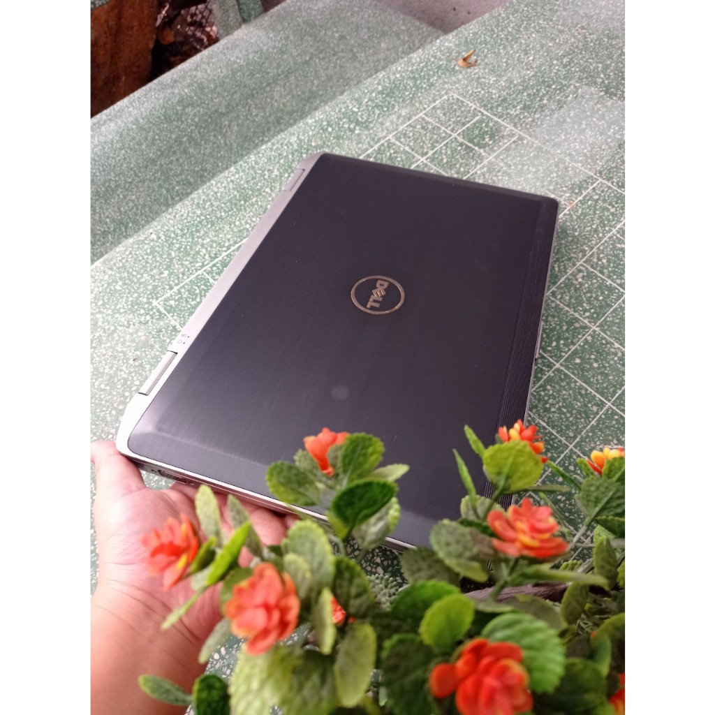 Laptop cũ giá rẻ chip core i3 i5 i7 ram 8gb ssd 240 học tập làm việc