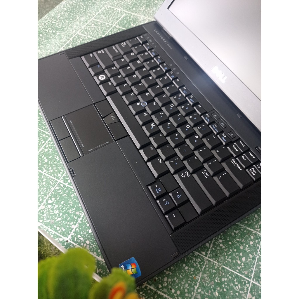 Laptop cũ giá rẻ chip core i3 i5 i7 ram 8gb ssd 240 học tập làm việc