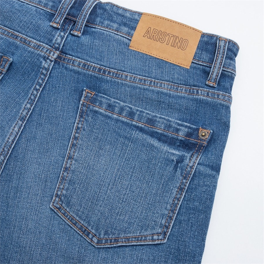 [MỚI 2023] Quần Jeans nam ARISTINO dáng Slim fit ôm nhẹ , thiết kế trẻ trung, cotton đứng dáng - AJN00203