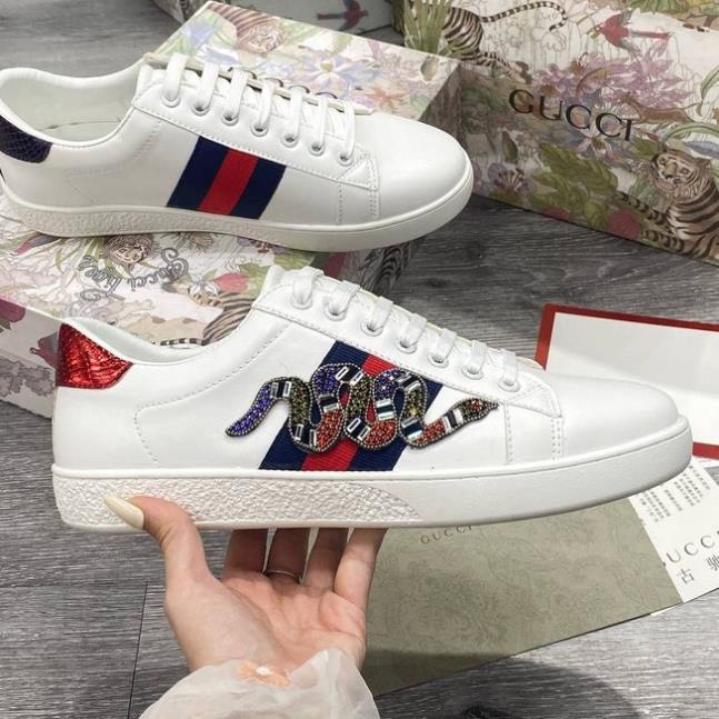 Giày Môi For love, G.c Rắn THêu ,Rắn đá, LOVED Cao Cấp Đế Thơm Bản Chuẩn Full Box Xanh 2023