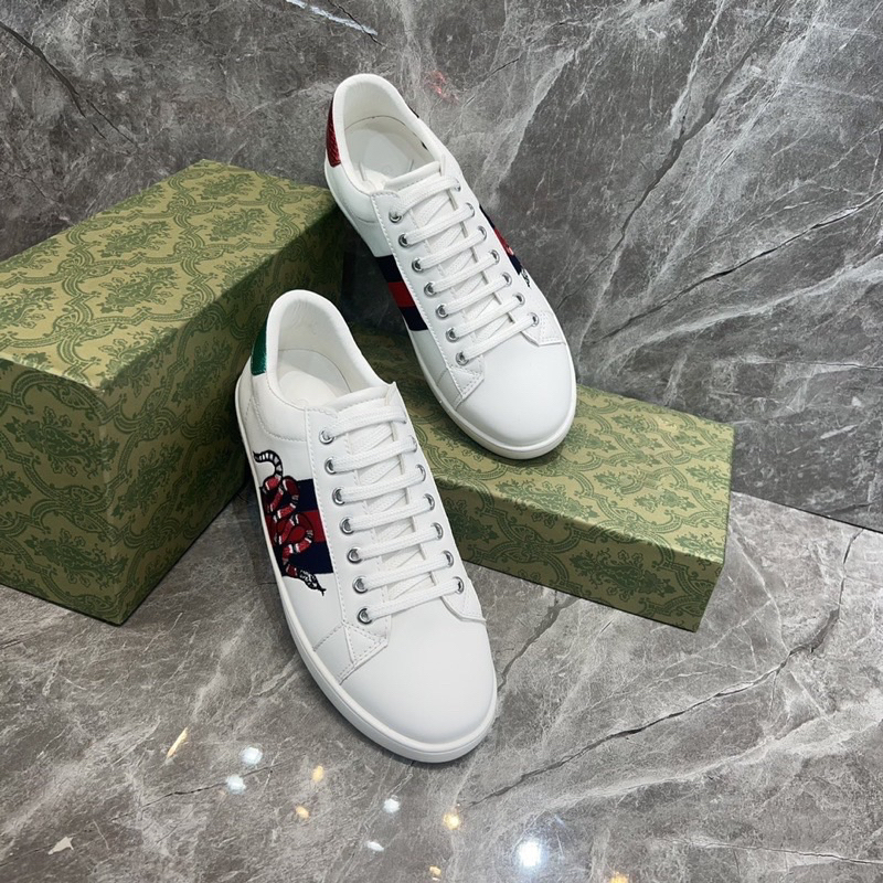 Giày Môi For love, G.c Rắn THêu ,Rắn đá, LOVED Cao Cấp Đế Thơm Bản Chuẩn Full Box Xanh 2023