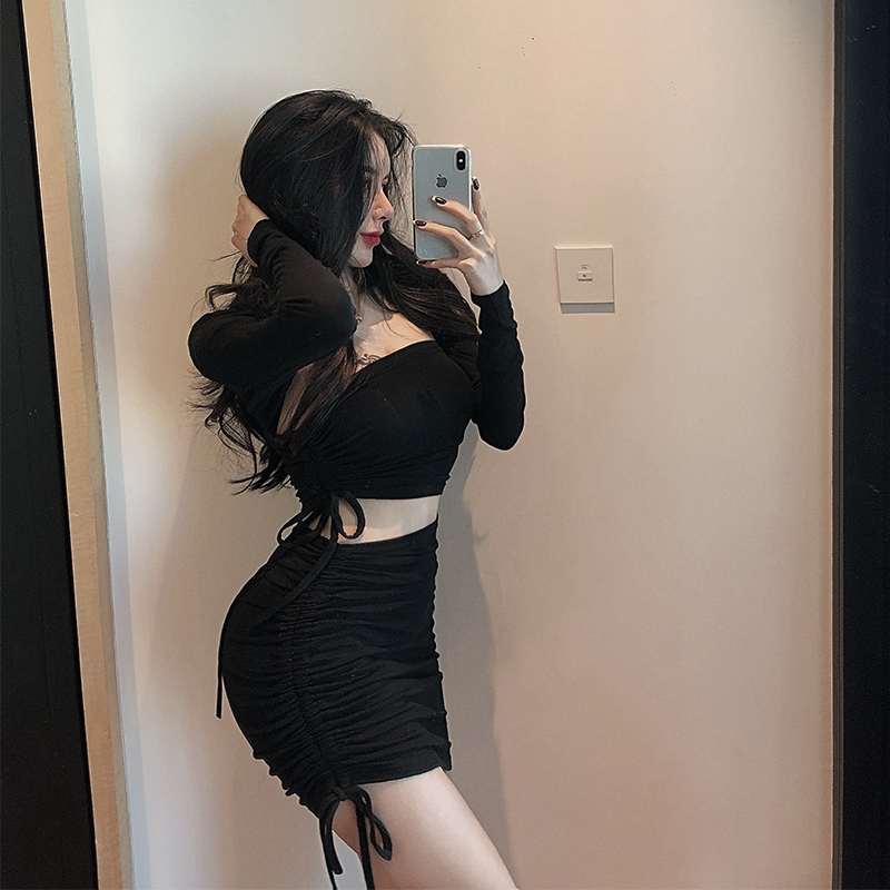 Set Đầm Body Khoét Eo Dây Rút RANSHI Gồm Đầm Cúp Ngực Ôm Sát Cutout Và Áo khoác Croptop Tay Dài Chất Dày Dặn - RBD106