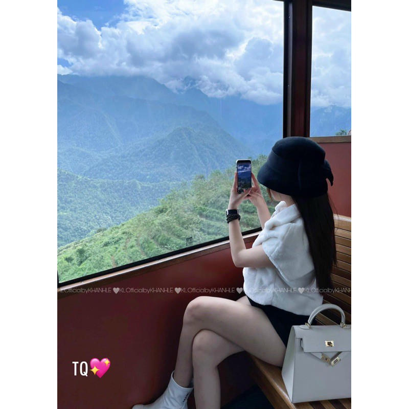 Áo Lông Cừu Tay Hến Prad Siêu Hot Hàng QCCC