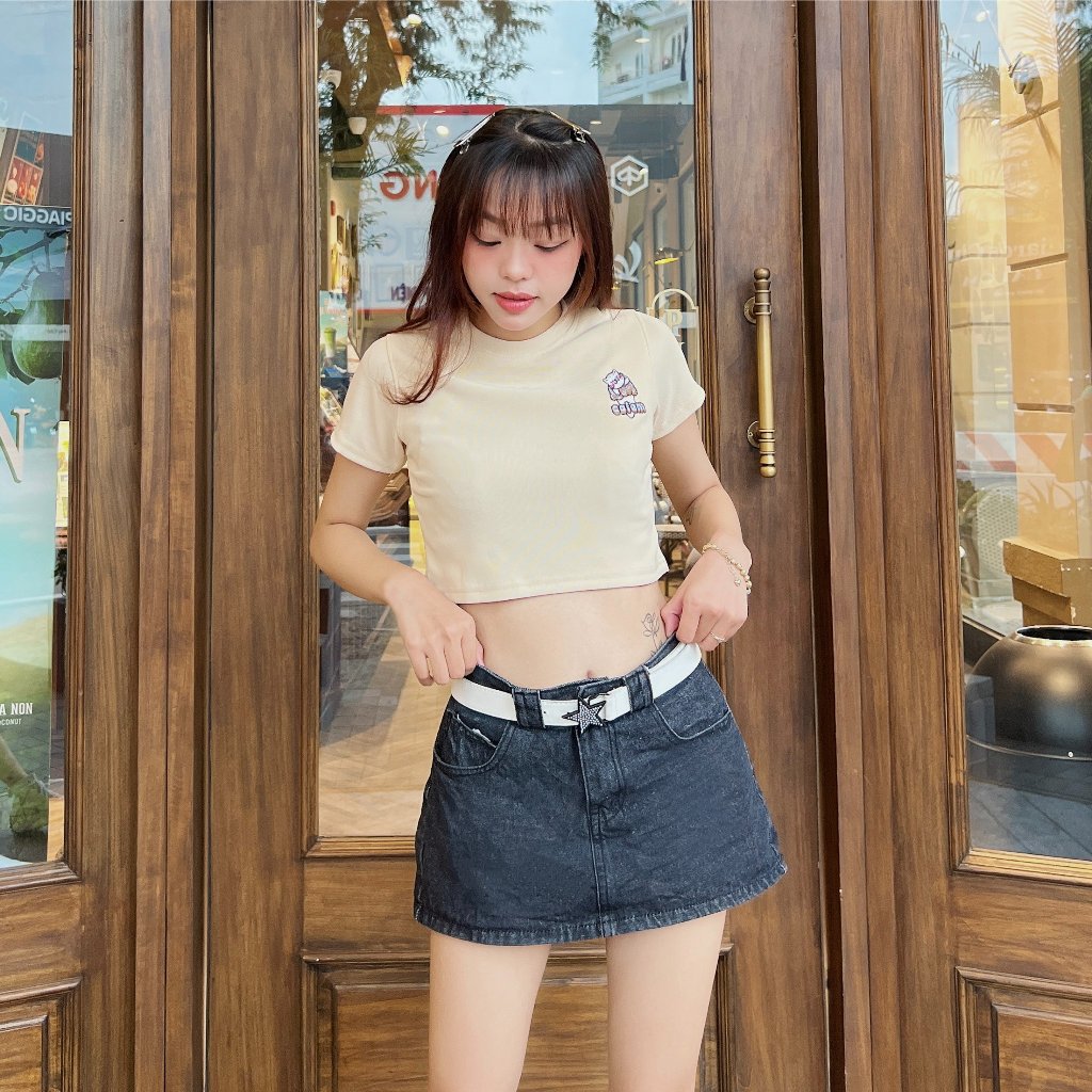 Áo Croptop nữ thêu CAT tay ngắn form ôm body brand Calem Club