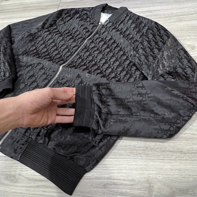 Áo khoác dior in vân chìm,áo khoác bomber 2 lớp lót gió cao cấp