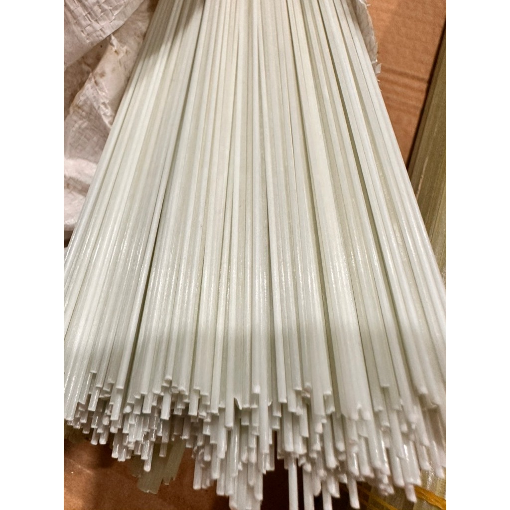 Chân thủy tinh chuyên làm chân, ngọn phao câu cá, câu lục, câu đài. Siêu bền, đàn hồi cao