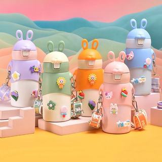 Bình giữ nhiệt cho bé có ống hút 500 ml nước hình tai thỏ cute kèm charm và dây đeo, quà tặng sinh nhật cho bé