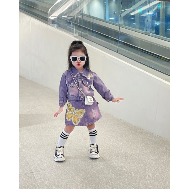 Set   jean mềm đinh hoạ tiết bươm xinh xắn bé gái