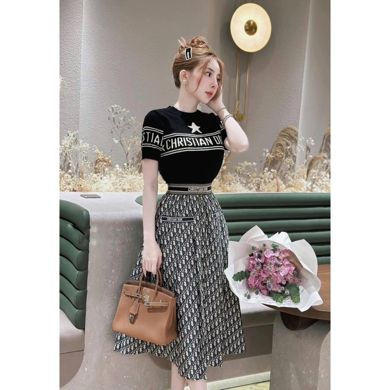 SET D.O LEN ĐEN PHỐI VẠCH KÈM CHÂN VÁY IN KÍN
