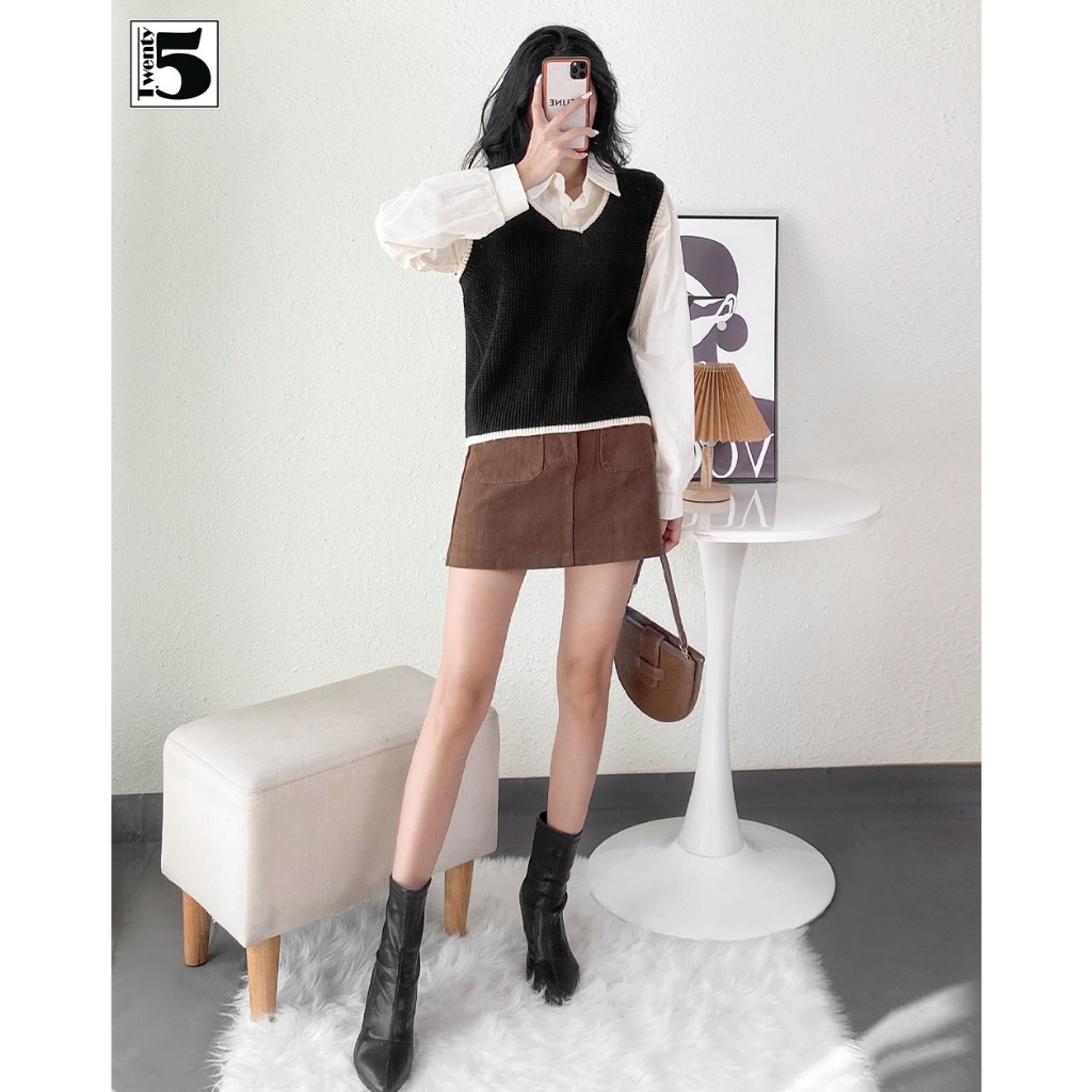 Chân váy kaki chữ A, 2 túi trước nắp chéo Twenty.Five 5099