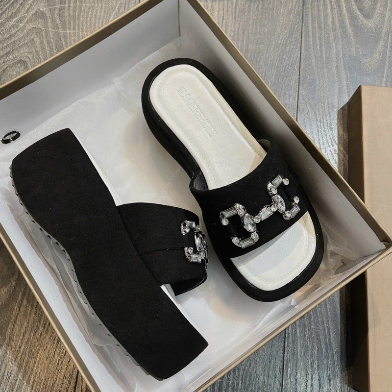 DÉP XUỒNG BẢN DA KHOÁ XINH 😍