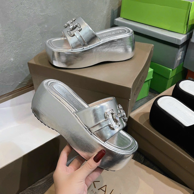 DÉP XUỒNG BẢN DA KHOÁ XINH 😍