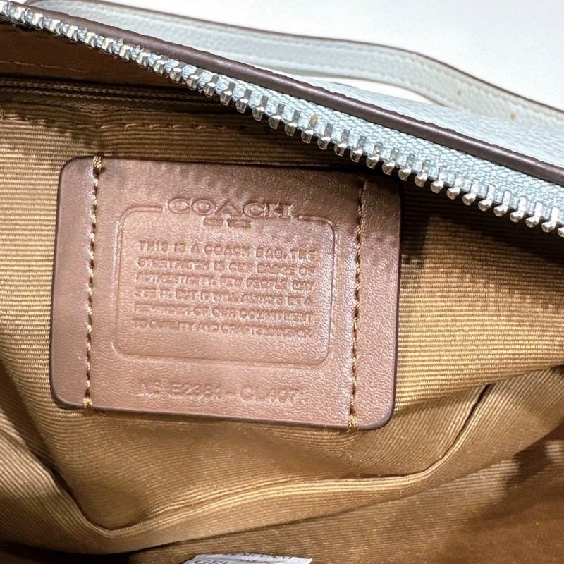 Thêm màu mới✨✨Charlotte Shoulder Bag✨✨Cl407🌟Mẫu coach hình bán nguyệt đơn giản dễ phối