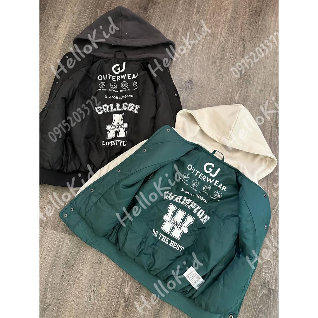 Áo khoác gió bomber phối mũ nỉ hình in sau cho bé