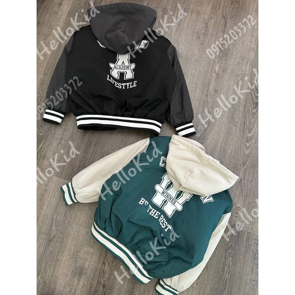 Áo khoác gió bomber phối mũ nỉ hình in sau cho bé