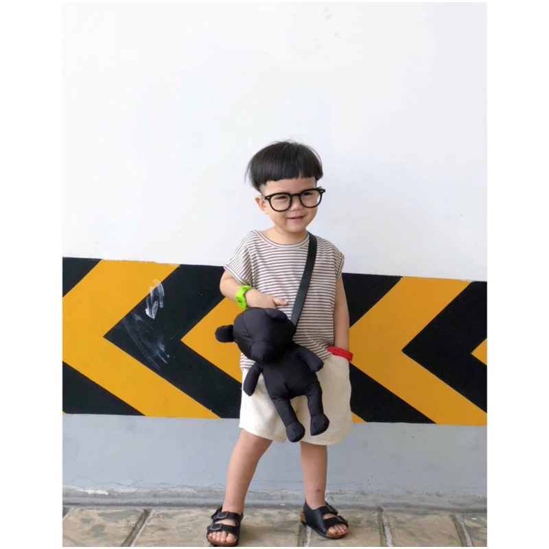 Túi đeo chéo hình gấu teddy độc lạ phối đồ chất cho bé trai bé gái