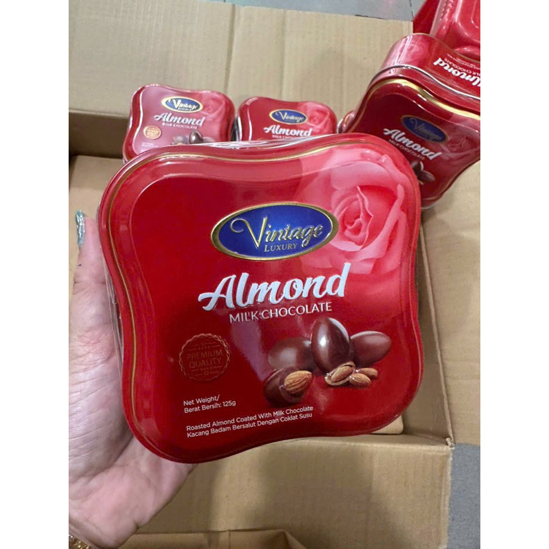 SOCOLA SỮA 𝐕𝐈𝐍𝐓𝐀𝐆𝐄 𝐋𝐔𝐗𝐔𝐑𝐘  - NHẬP KHẨU 𝗠𝗔𝗟𝗔𝗬𝗦𝝞𝗔 - Gói quà Tết