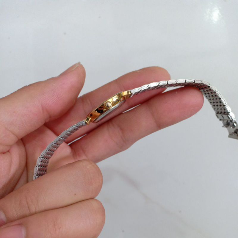 Đồng hồ nữ si nhật hiệu BAROGUE demi