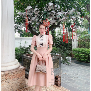 Váy ren nơ ngực
