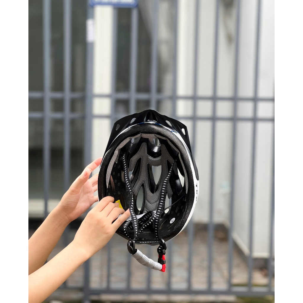 Nón thể thao xe đạp TIANT DOT 08 Màu Trắng đen chính hãng