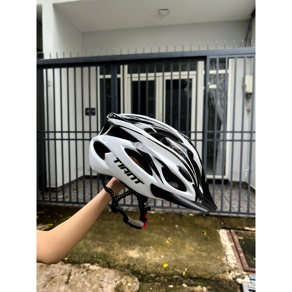 Nón thể thao xe đạp TIANT DOT 08 Màu Trắng đen chính hãng