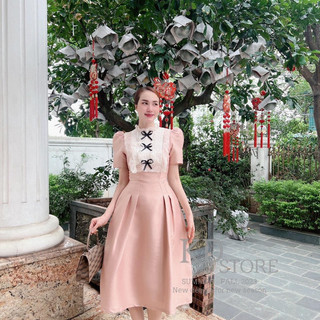 Váy ren nơ ngực
