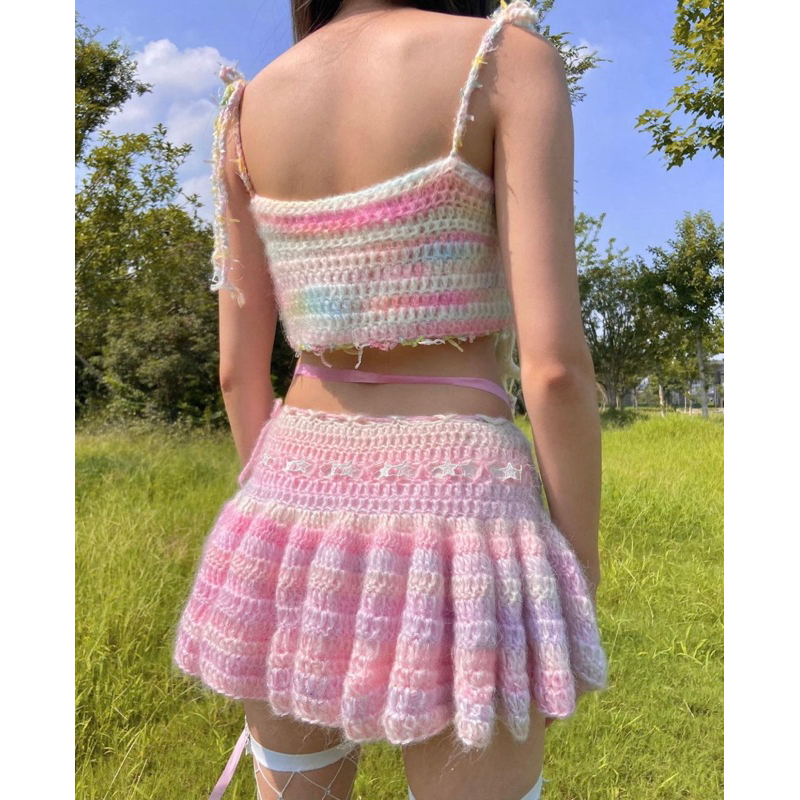 Áo croptop hai dây kèm chân váy xoè phong cách coquette - Set áo váy màu loang móc len handmade