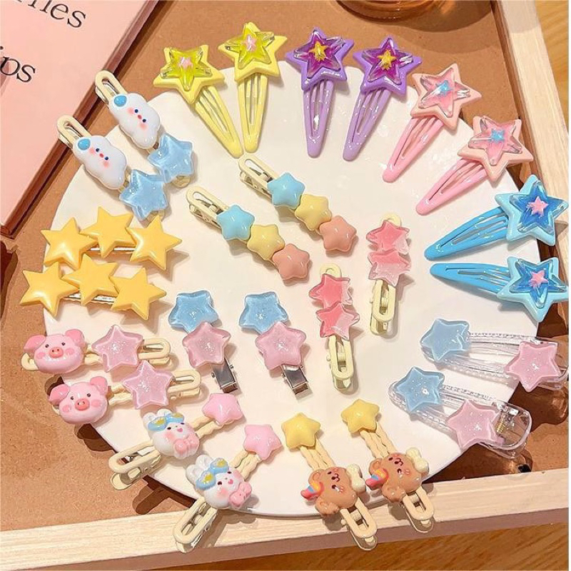 Set 2 kẹp mỏ vịt kim loại đính charm hoạt hình dễ thương