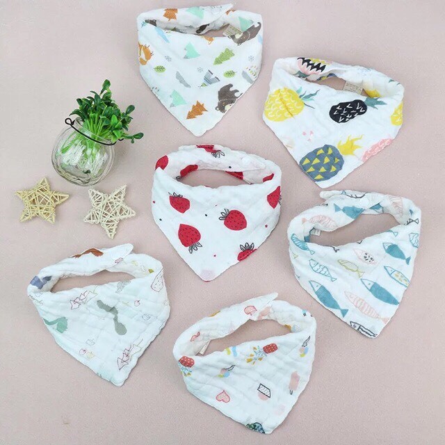 Set 5 chiếc yếm xô organic 6 lớp cho bé có cúc bấm túi zip hàng loại đẹp.