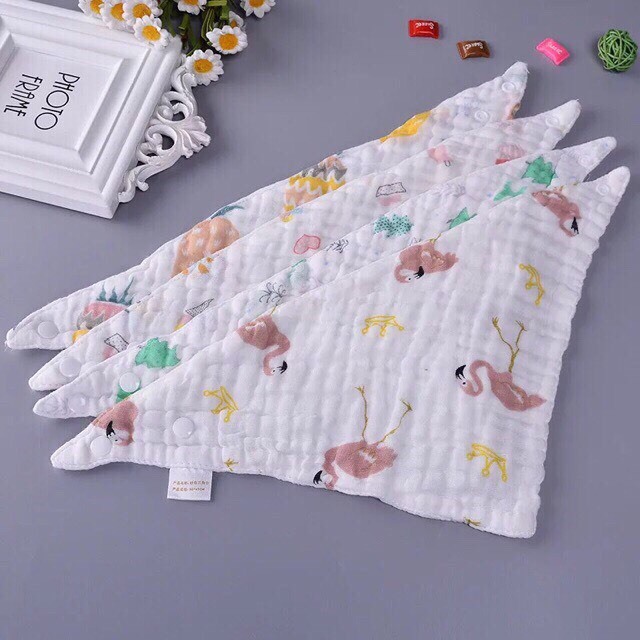 Set 5 chiếc yếm xô organic 6 lớp cho bé có cúc bấm túi zip hàng loại đẹp.