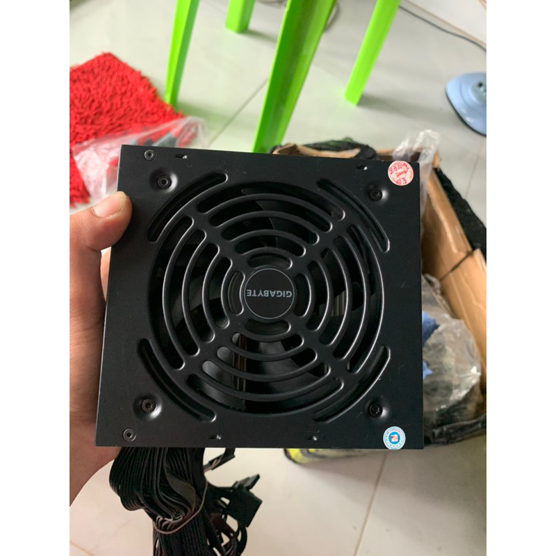 Nguồn Gigabyte P550B 550w  sáng đẹp như mới
