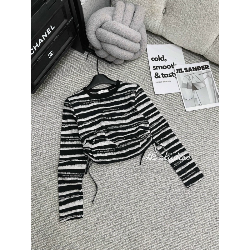 Áo kẻ sọc tay dài rút nhún