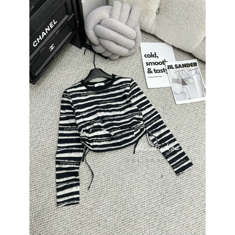 Áo kẻ sọc tay dài rút nhún