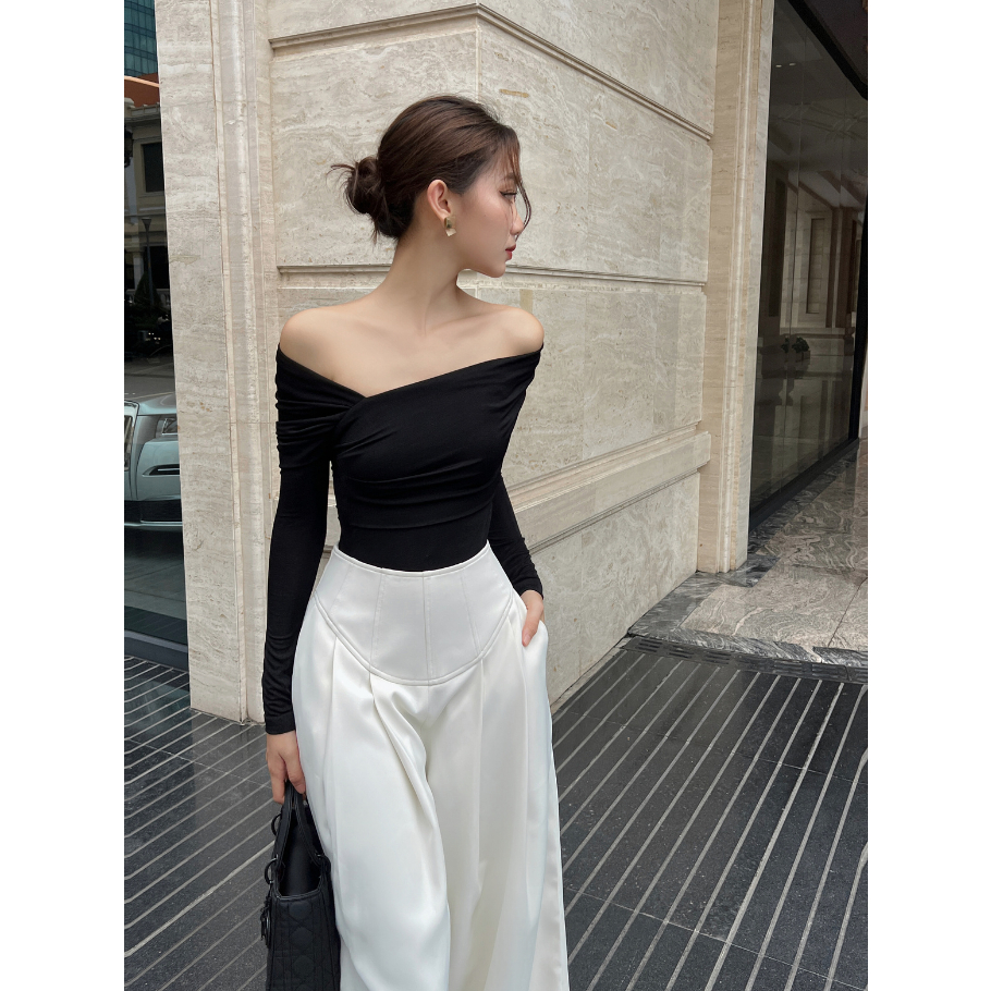 COCO SIN - Bodysuit Thun Ánh Kim Đen Lệch Vai