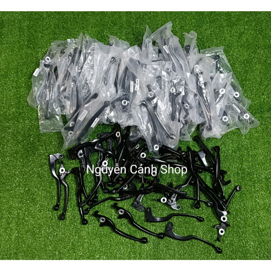 Tay thắng xe máy màu đen,sử dụng nhiều dòng xe máy