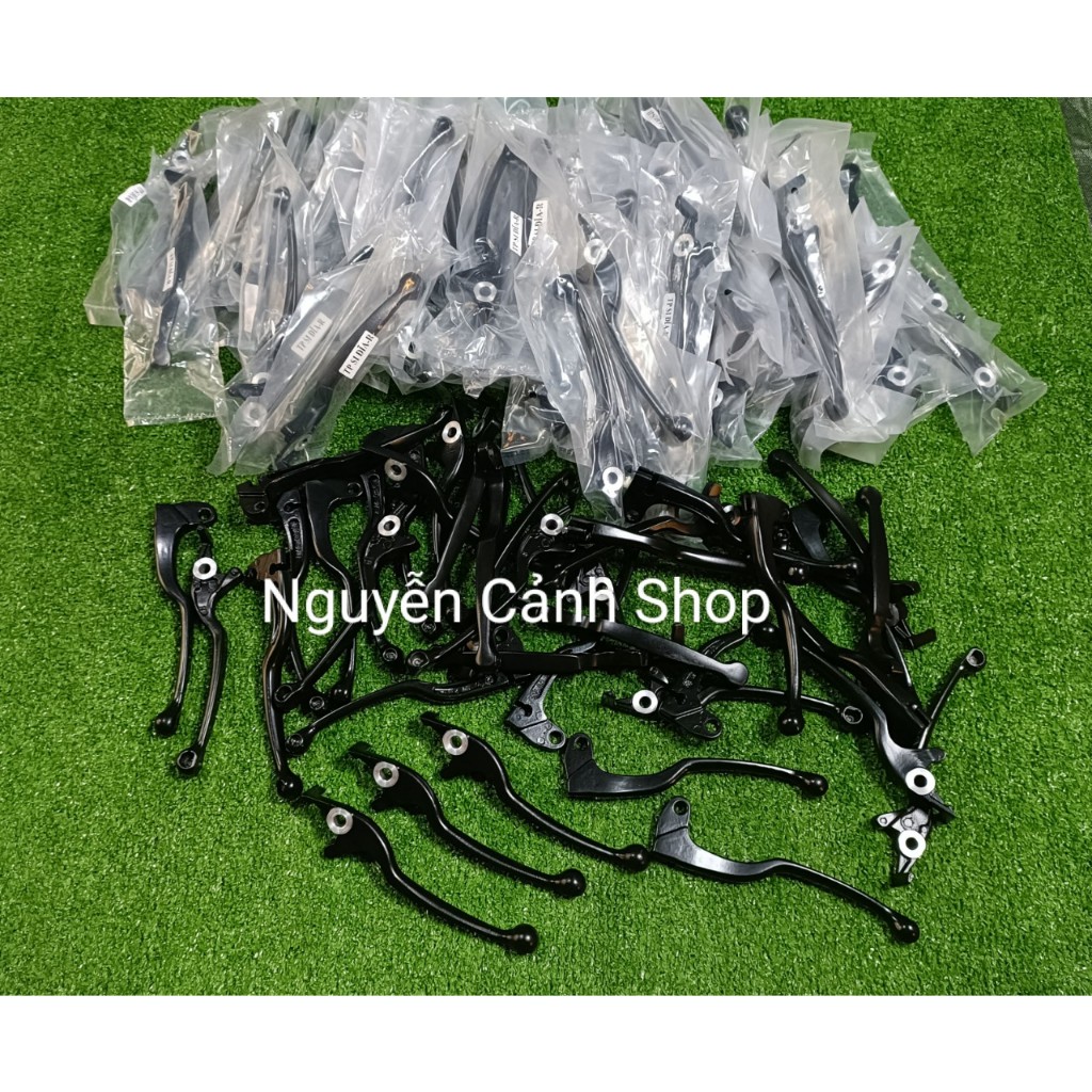 Tay thắng xe máy màu đen,sử dụng nhiều dòng xe máy